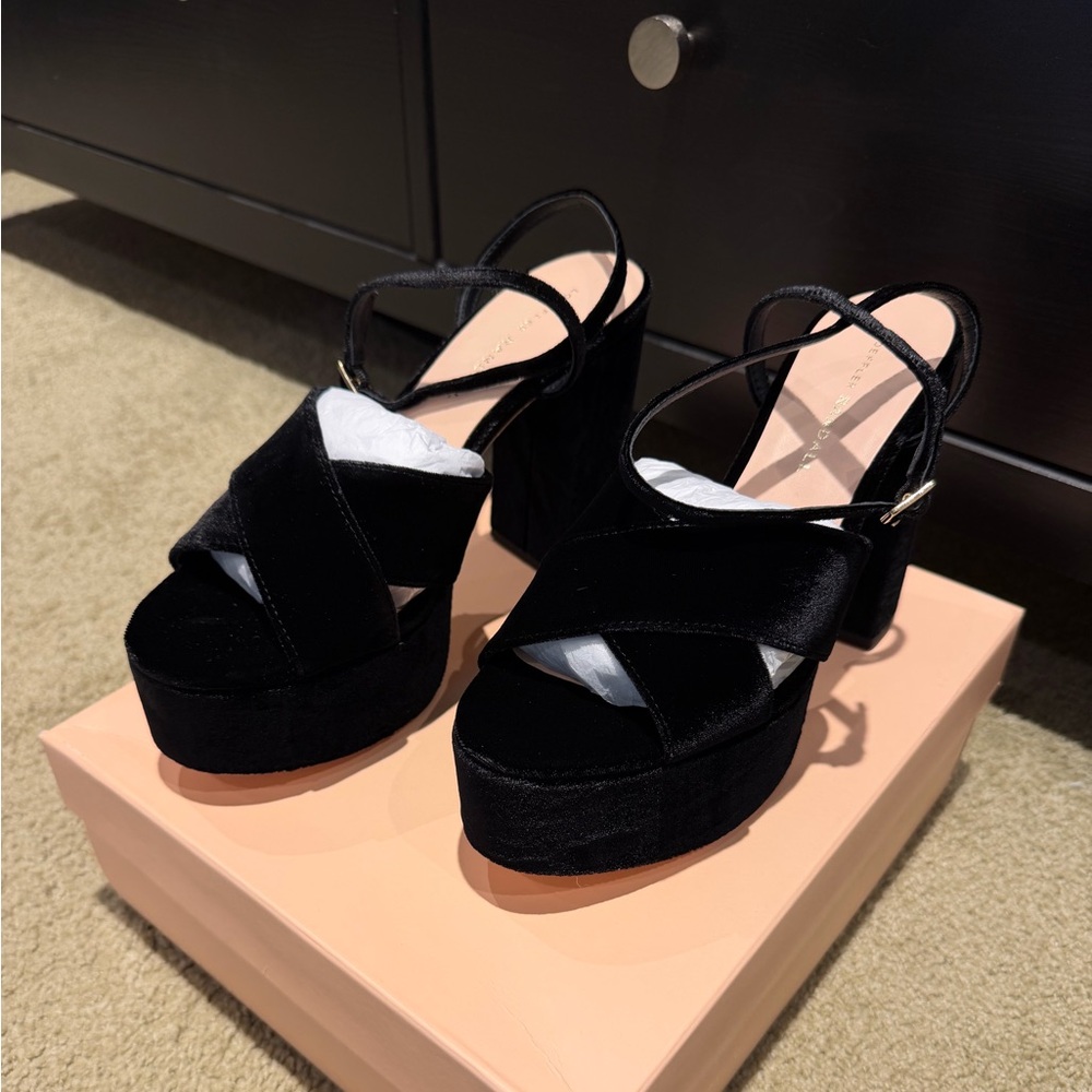 Loeffler Randall Loretta Platform Sandals, size 8 in Black!